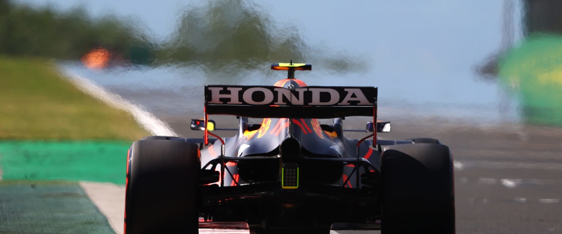 Exploring the Exciting World of Red Bull Racing Honda